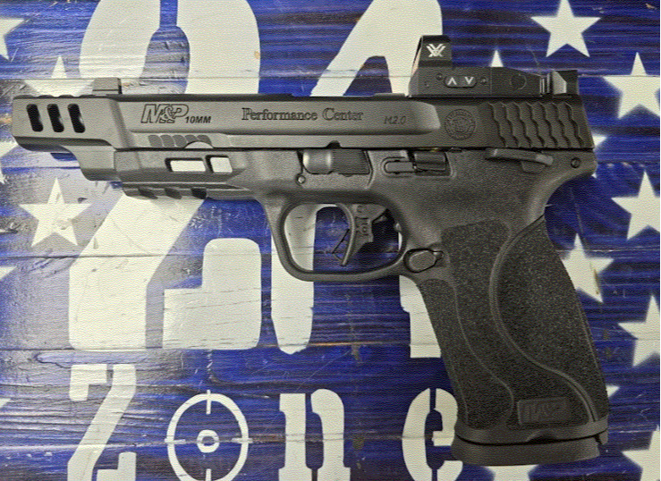 Smith & Wesson M&P 2.0 10mm semi auto pistol, black 5.6"