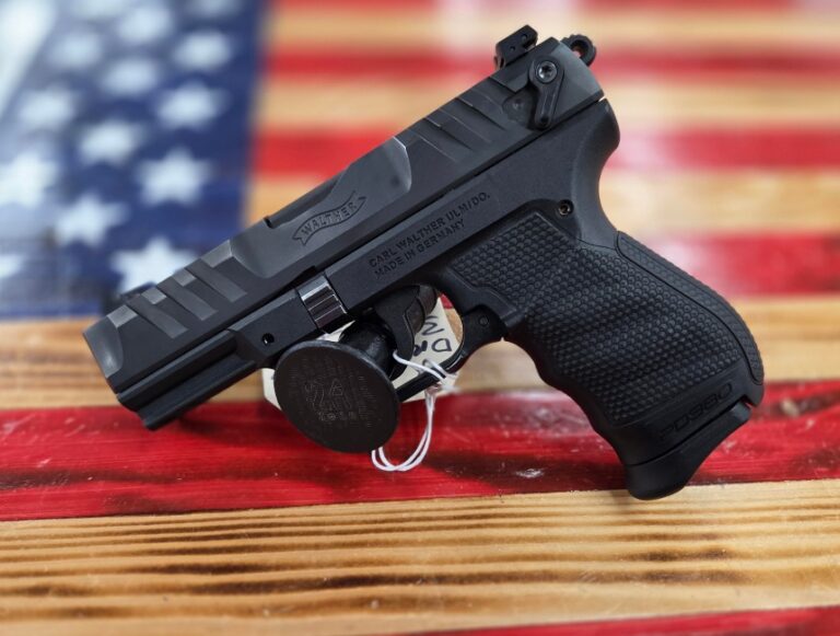 Walther PD380, .380 ACP, Semi-Auto Handgun, 3.7" Barrel, Black. Comes with 2 magazines