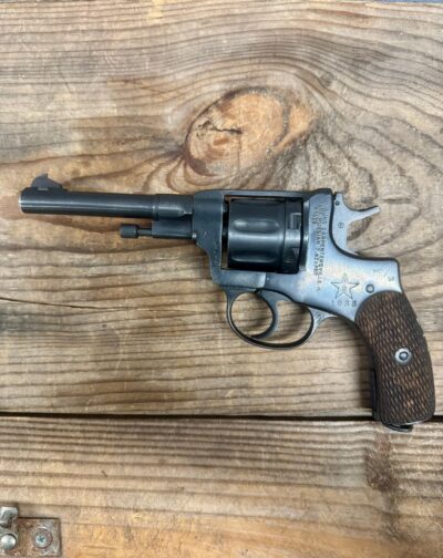 Russian Nagant 1895, Tula Arsenal, 1933 Production, 7.62×38mmR, 4.5″ Barrel, Double‑Action Revolver, 1 of the Most Iconic Soviet Sidearms